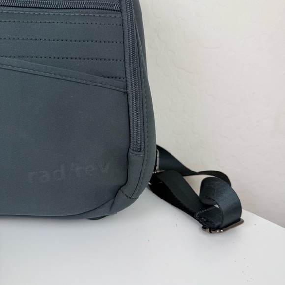 Rad Rev Neoprene The One Backpack in Evergreen Lightning Interior main image 8